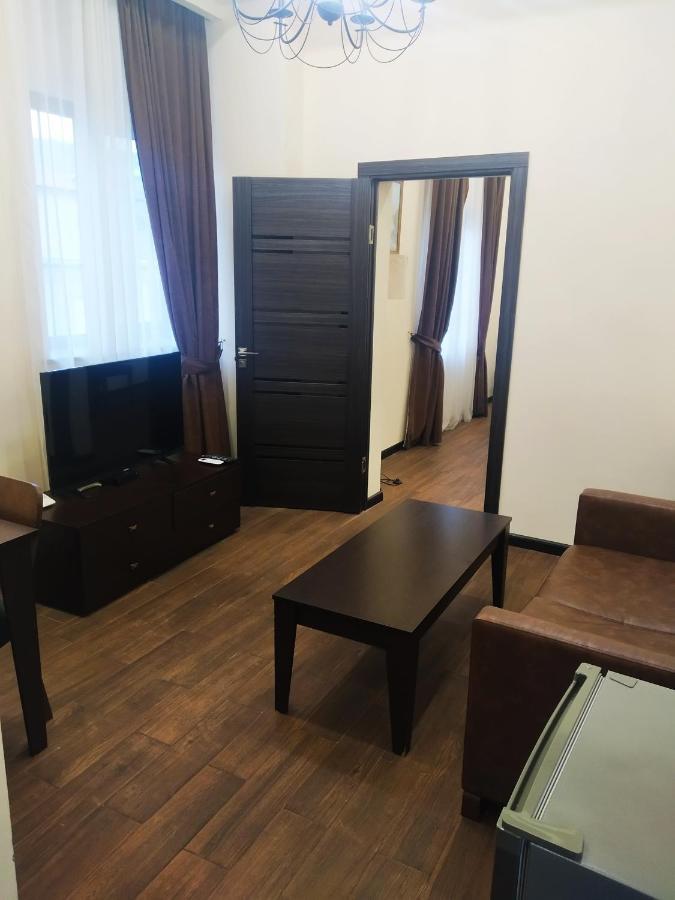 Boutique Living Hotel Erivan Dış mekan fotoğraf