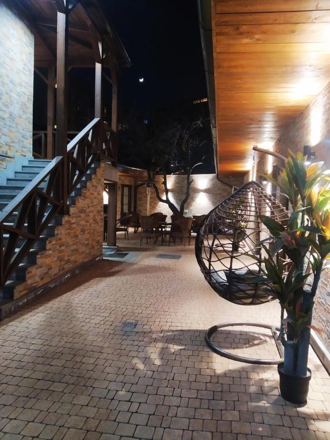 Boutique Living Hotel Erivan Dış mekan fotoğraf