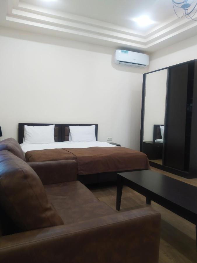 Boutique Living Hotel Erivan Dış mekan fotoğraf