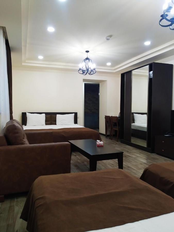 Boutique Living Hotel Erivan Dış mekan fotoğraf